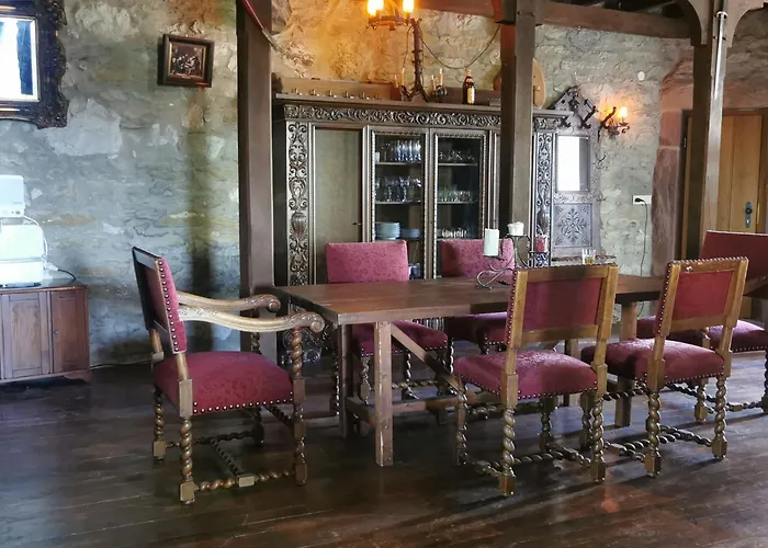 Burg Hermannstein - Rittersaal Panzió 3*